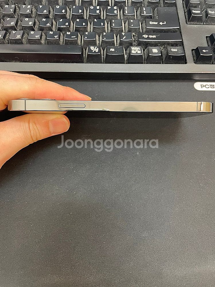 아이폰12프로 블랙 128GB 상태좋은 중고34만팝니다...--4