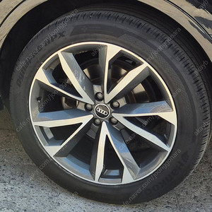 [정품]아우디 q7 sq7 21인치 휠타이어 275 45 21