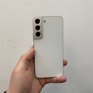 갤럭시S22 화이트 256GB 무잔상 상태좋은 중고25만팝니다