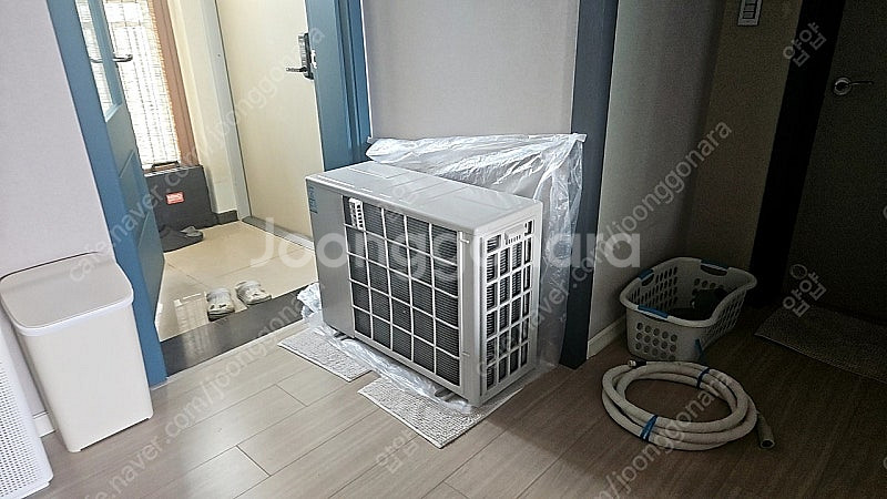 [팝니다] LG 휘센 18평형 에어컨 FQ18HDKHS...--2