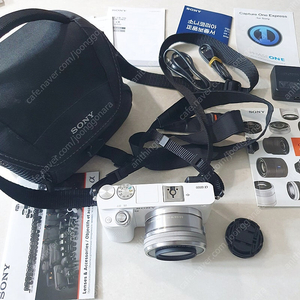 소니 미러리스 a6000+1650렌즈+소니정품가방+64기가메모리카드+uv렌즈필터 세트 팝니다