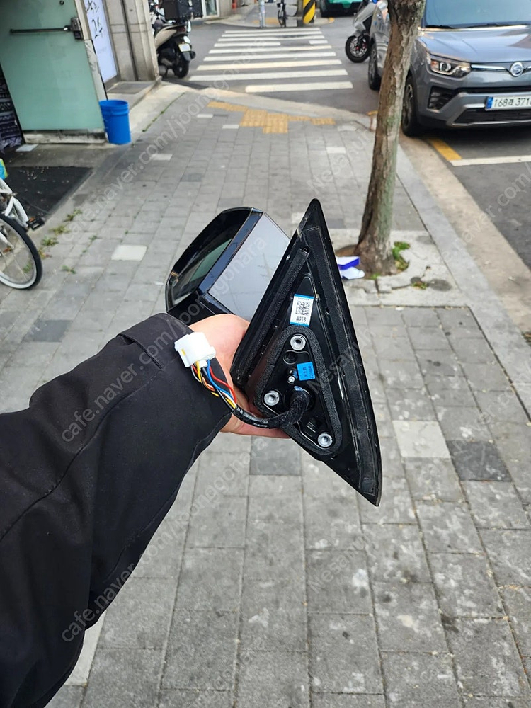 아이오닉5 사이드미러 운전석 회색--5