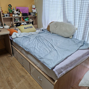 상태좋은 수납형 침대 프레임 + 메트 세트 (슈퍼싱글) / 책상 서비스 드림 가능