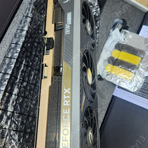 ZOTAC RTX 5090 solid OC (1개월 사용) 판매합니다.