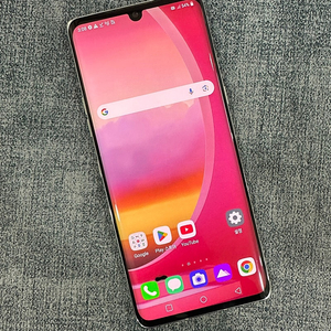 LG 벨벳 128G 화이트 21년 1월개통 무잔상 작은멍 7만원 판매해요