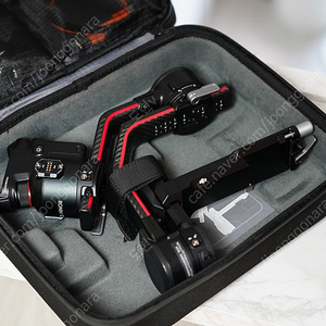 DJI 로닌 RS2 프로 콤보 짐벌 (DJI RS 2 Pro Combo)