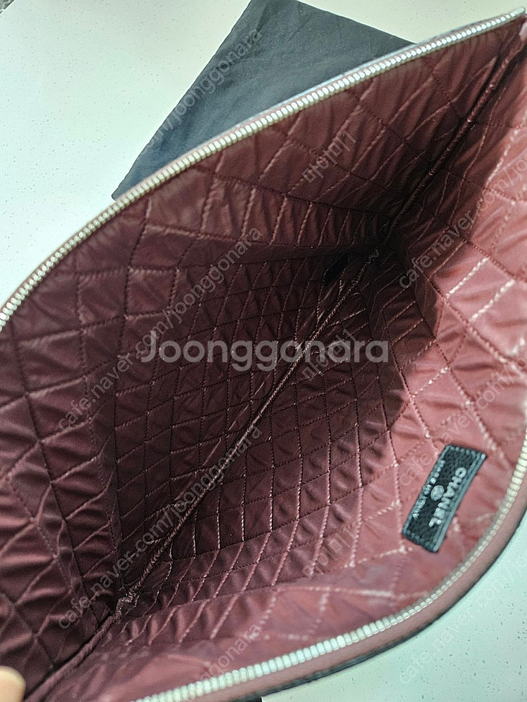 샤넬 캐비어 은장 클러치--6