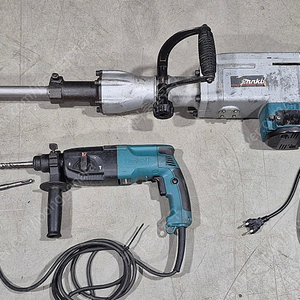 마끼다 대형 뿌레카 (makita/ HM 1304) 마키타 65함마 , 앙카드릴 (HR 2450F) 중고 팝니다