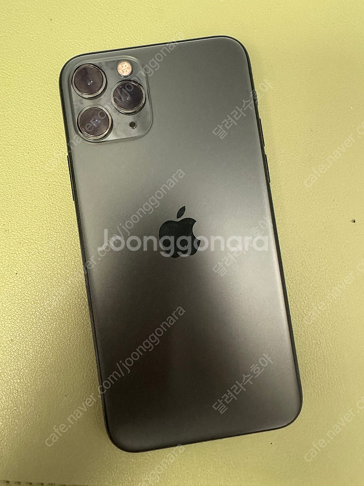 아이폰 11프로 256g 액정파손 판매합니다.--4