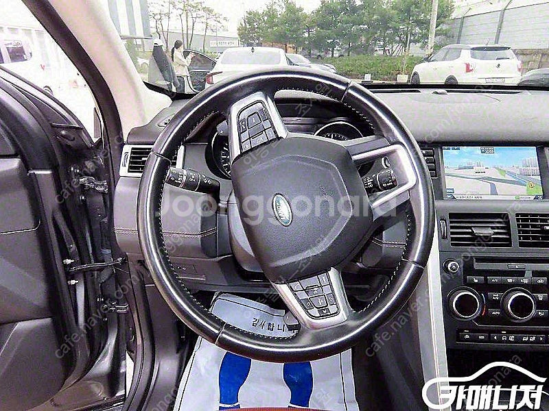 [랜드로버]디스커버리 스포츠 2.0 TD4 HSE 럭셔...--8