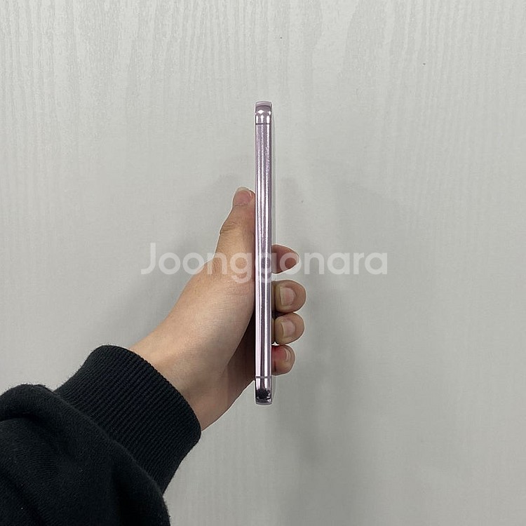 63600 갤럭시S23 512기가 라벤더 공기계 팝니다...--4