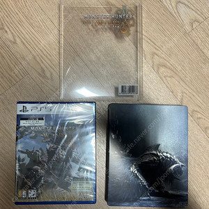 PS5 몬스터헌터 와일즈 스틸북 포함 중고 팝니다.