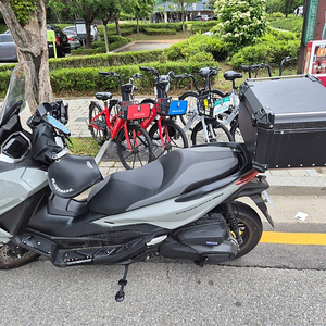 포르자350 25년식 그레이 판매합니다