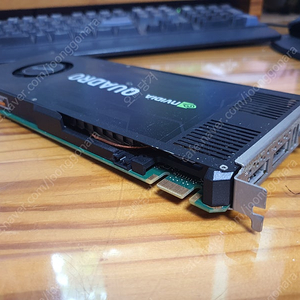 쿼드로 K4000