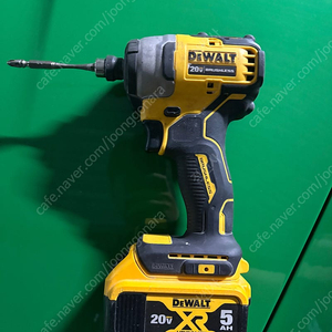 디월트 DEWALT DCF809 임팩 전동드릴 배터리포함