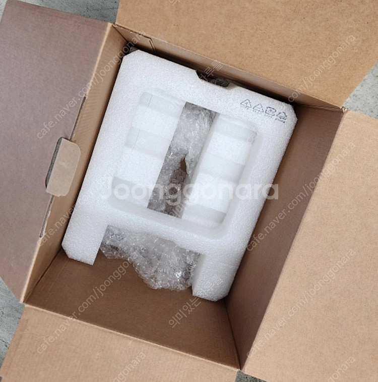 썬더볼트 달린 나스 팝니다 4bay 10기가랜--3