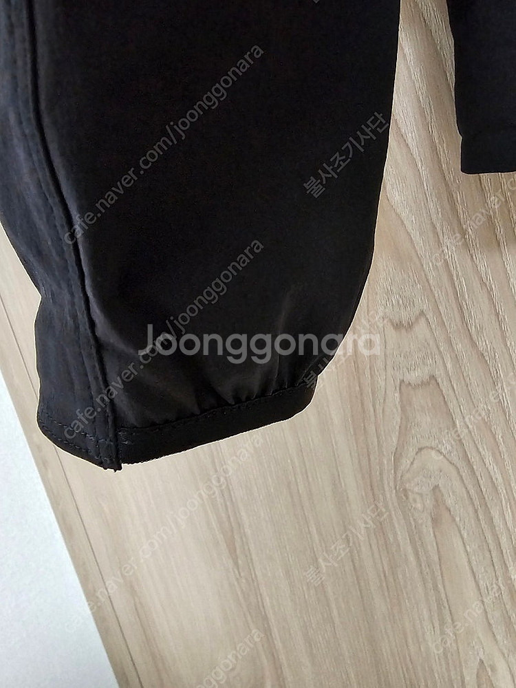아크테릭스 감마 라이트웨이트 자켓 m 팝니다--3