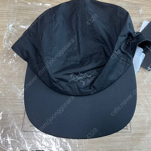 아크테릭스 노반 레귤러 브림 햇 블랙 L-XL
