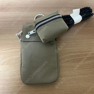 코스 유틸리티 랜야드 파우치