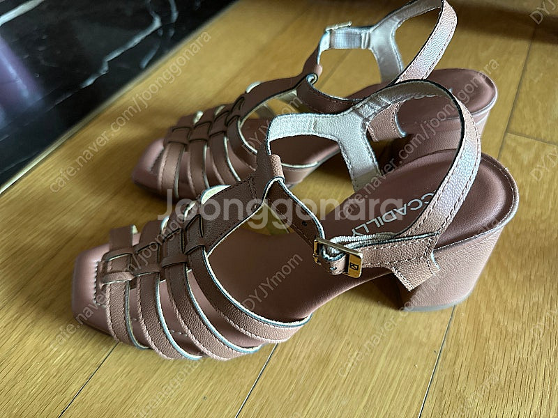 피카딜리 샌들 6.5cm 230사이즈--1