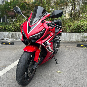 19년식 cbr650r 레드색상 다음주 수요일까지만 판매