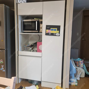 리바트 김치냉장고장