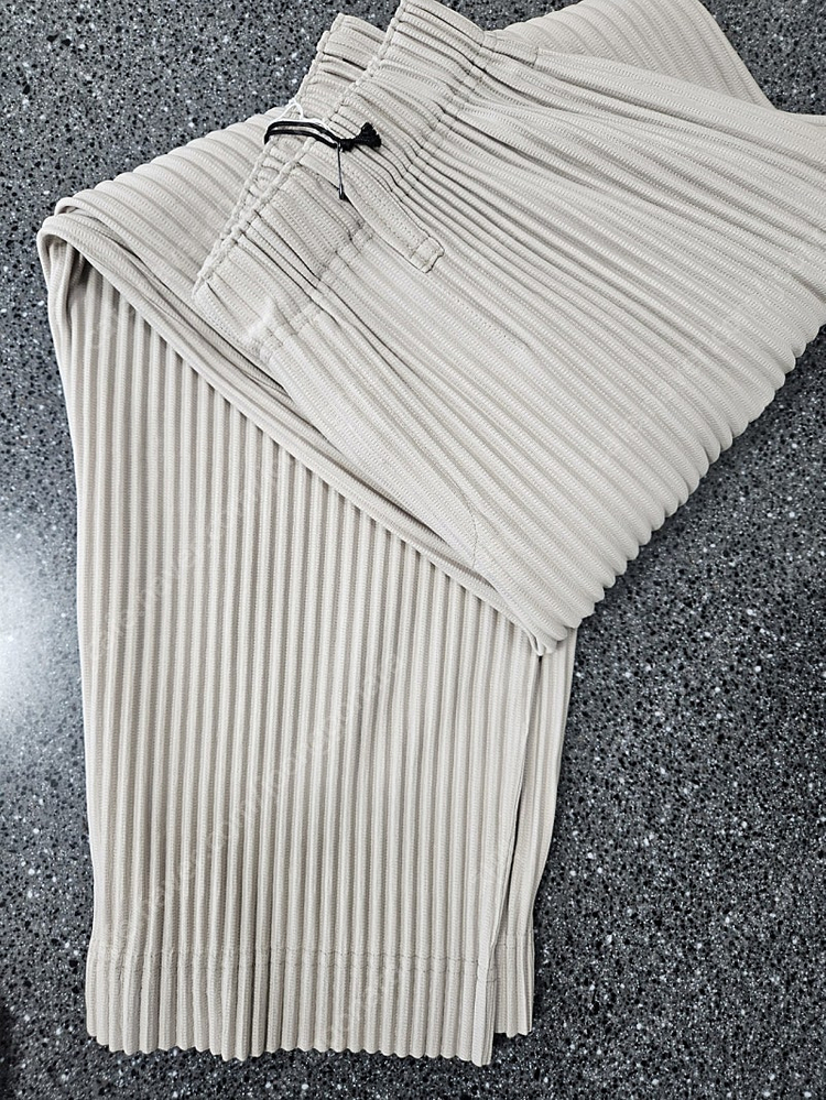 옴므플리세 24년 5월 먼슬리 스트레이트 팬츠 린넨 베이지 HP41JF184 size 1--3