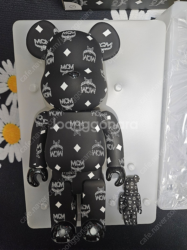 베어브릭 x MCM 100% + 400% SET 판매합...--2