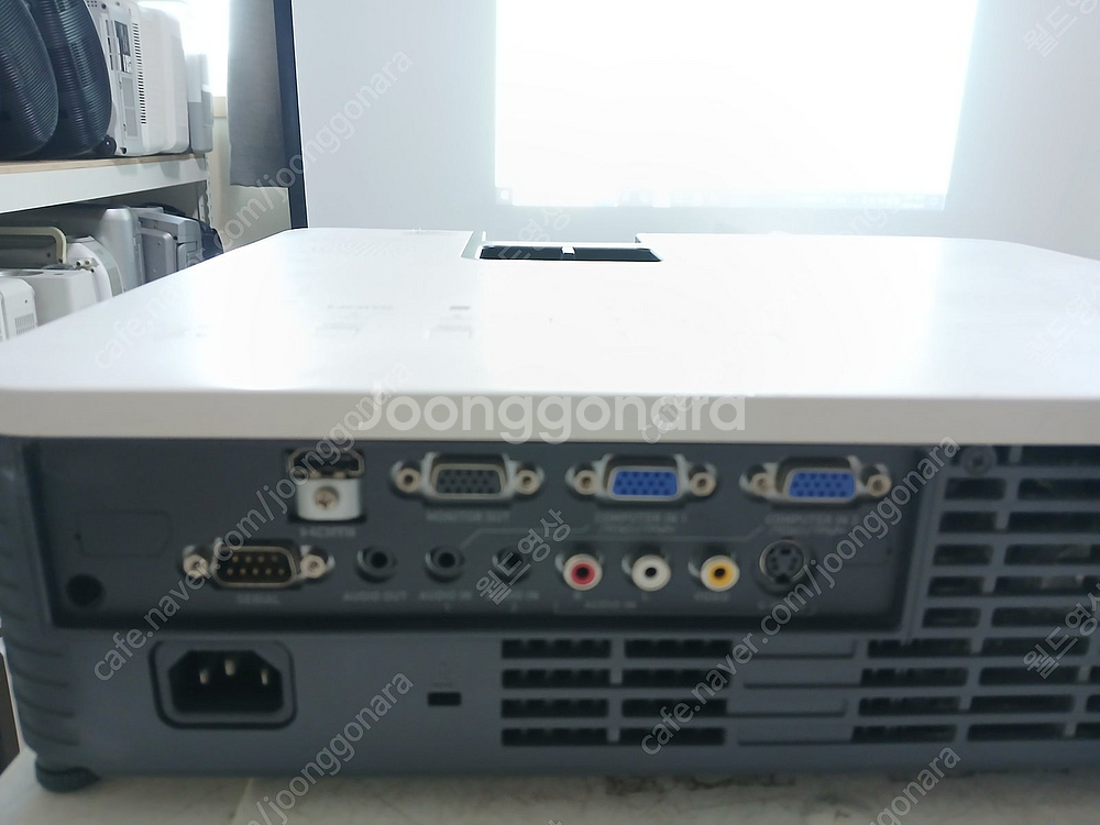 XJ-H1700 4000안시 램프교체 없는 중고레이저빔...--3