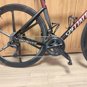 스페셜라이즈드 타막 SL7 익스퍼트 Tarmac SL7 Expert 56사이즈 반차 (일체형핸들바, 울테 di2, 파워미터 )