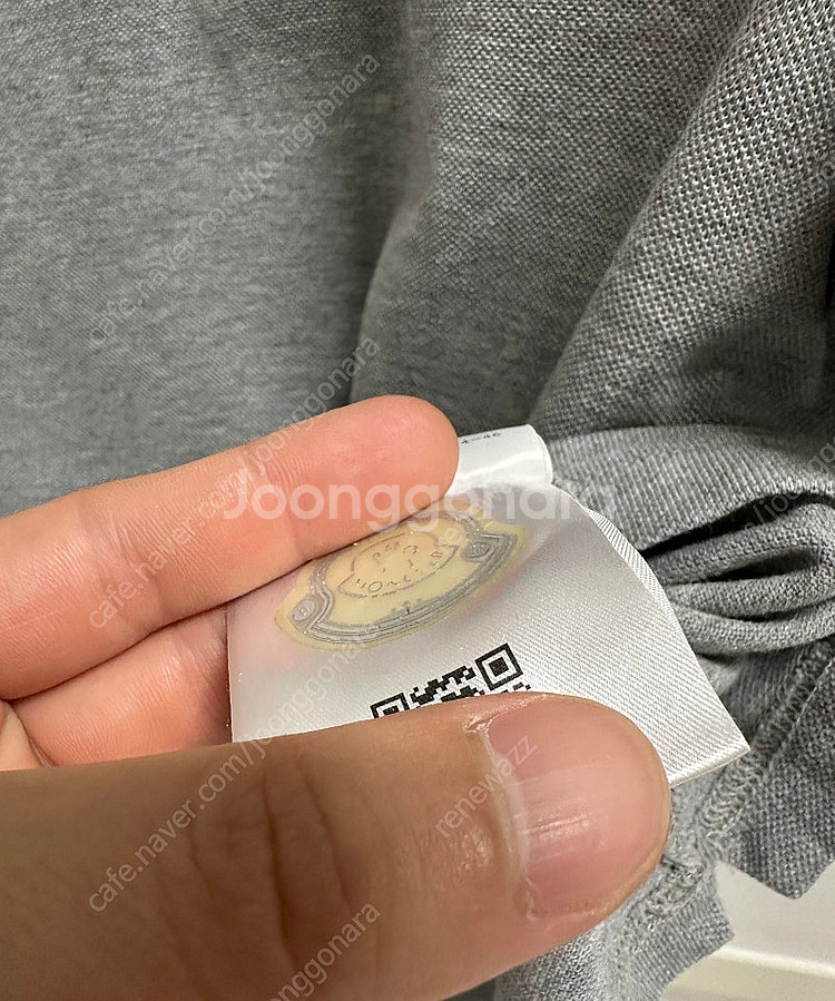 [95] 몽클레어 투톤 그레이 카라티셔츠--3