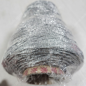 실버 메탈릭반짝 뜨개실 500g 새상품