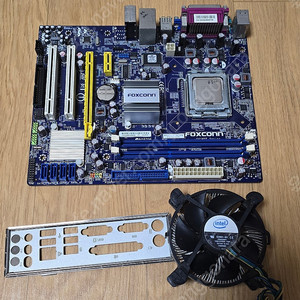 폭스콘 G41M 메인보드+인텔Q8300 세트