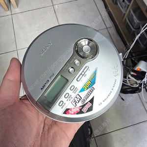 소니 휴대용 cdp d-nf340 판매합니다