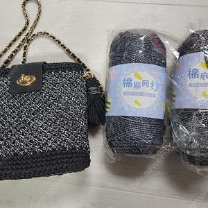 예쁘고 통통한 뜨개실 3mm 실버그레이 230g , 블루그레이 230g 새상품 일괄 1만4천원에 팔아요