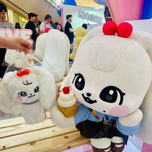 미니브 플러피 플러시 30cm VER. 체리 새상품 아이브