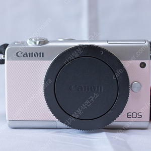 캐논 EOS M100 핑크, EF-M 15-45mm 킷 + EF-S 10-22mm F3.5-4.5 USM 판매합니다. (내용참조)