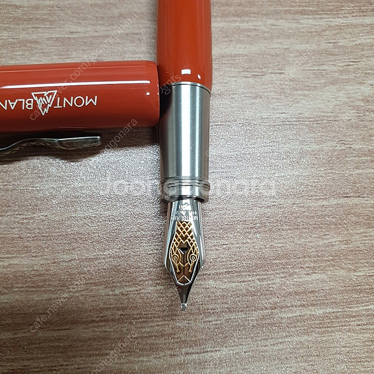 몽블랑 헤리티지 루즈앤느와 (몽뱀) 코랄 f닙 만년필 ...--7