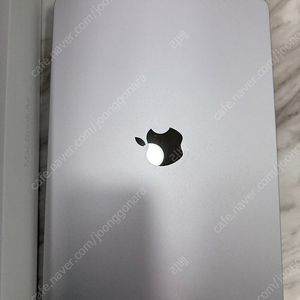 애플 맥북 에어 M2 13인치 / 8GB 램 / 256GB SSD, 실버색상