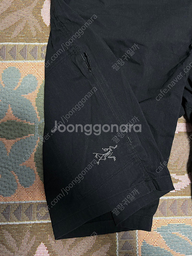 아크테릭스 컨실 숏 팬츠 블랙 32사이즈--3