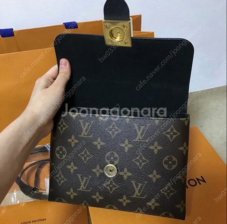 루이비통 록키BB 모노그램 블랙 (새상품급)--1