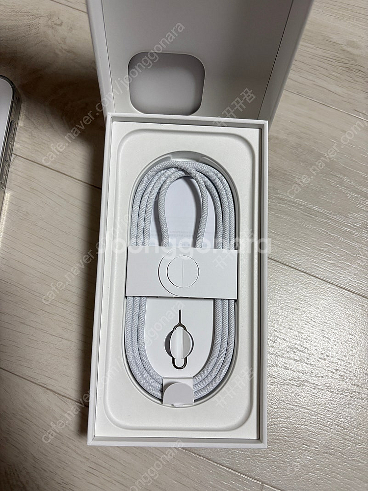 아이폰16프로 256 화이트 풀박스 카메라무음--2