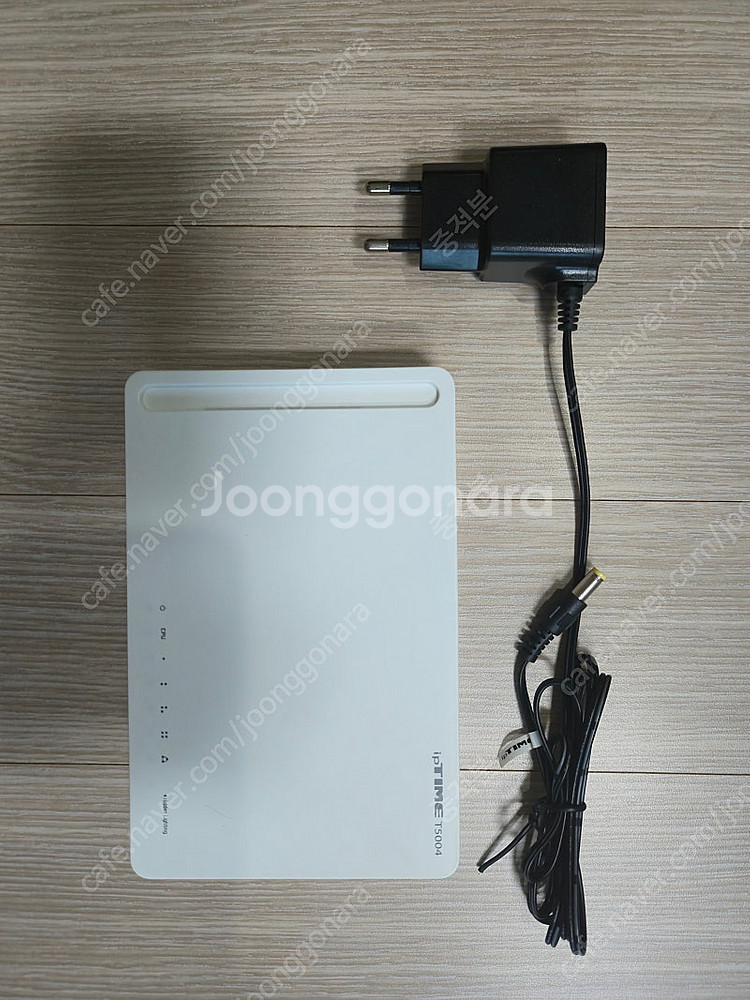 ipTIME T5004 유선 공유기 판매합니다--0