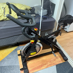 M900n 실내 스피닝 자전거 판매