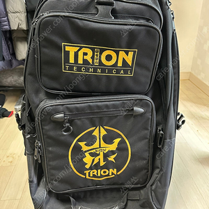 트라이온 롤러백 . 스쿠버다이빙 용품