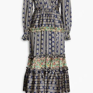 산드로 미드나잇블루 개더원피스 ㅡ가격내림