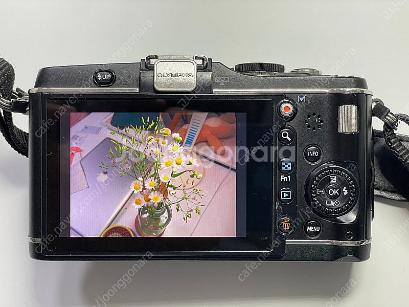 올림푸스 Olympus PEN E-P3 미러리스 카메라--4