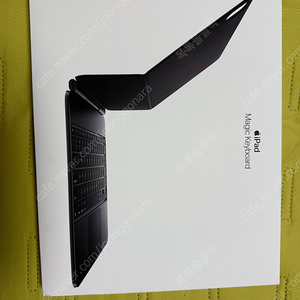 iPad Pro 13(M4 모델)용 Magic Keyboard 미개봉 새제품 한국어 블랙 44만 팝니다.
