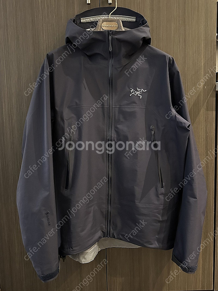 아크테릭스 / 23FW 베타 - 블랙 사파이어 / M--0