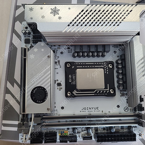JGINYUE B760i-Snow Dream itx + 12600kf + ddr4 32기가